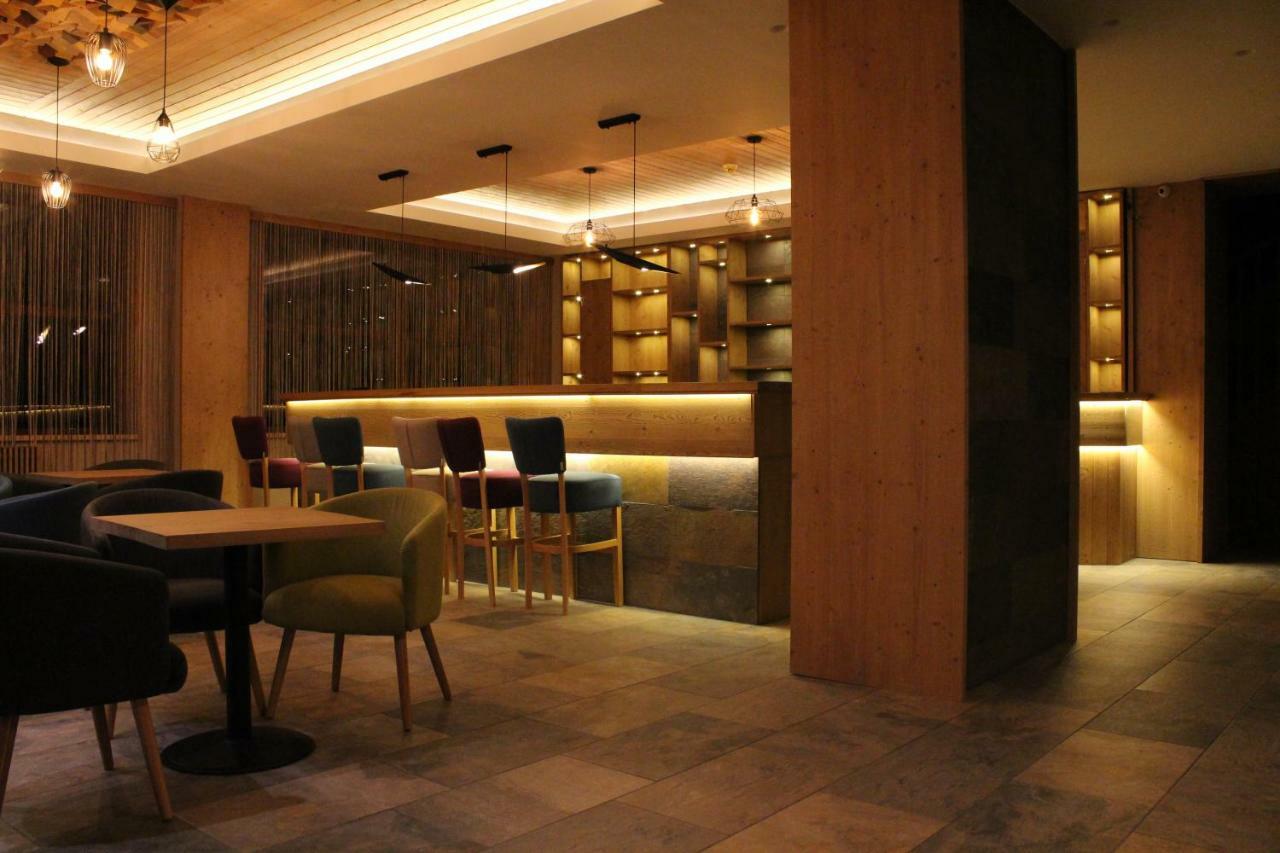 Monte Cervo Bio Hotel & Spa 科瓦斯纳 外观 照片